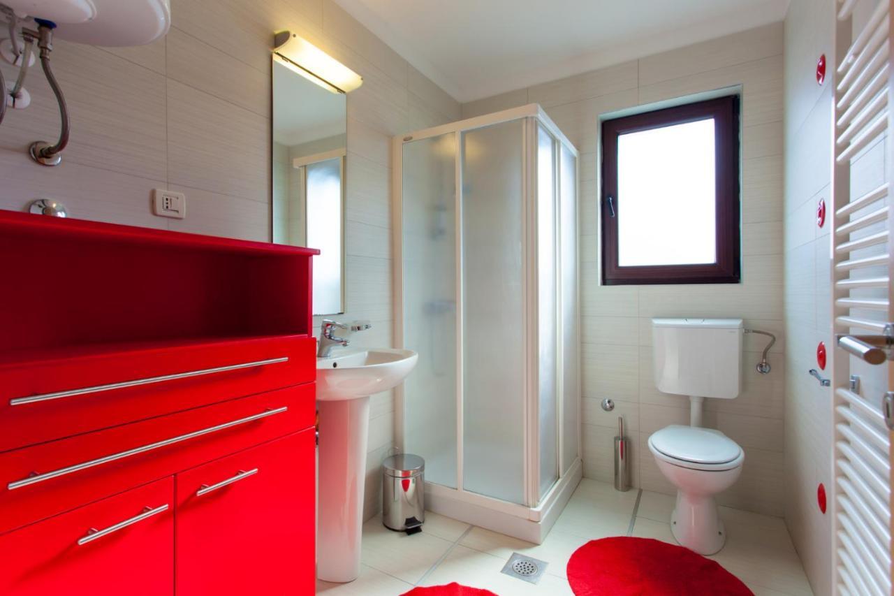 Apartments Banic โปเรช ภายนอก รูปภาพ